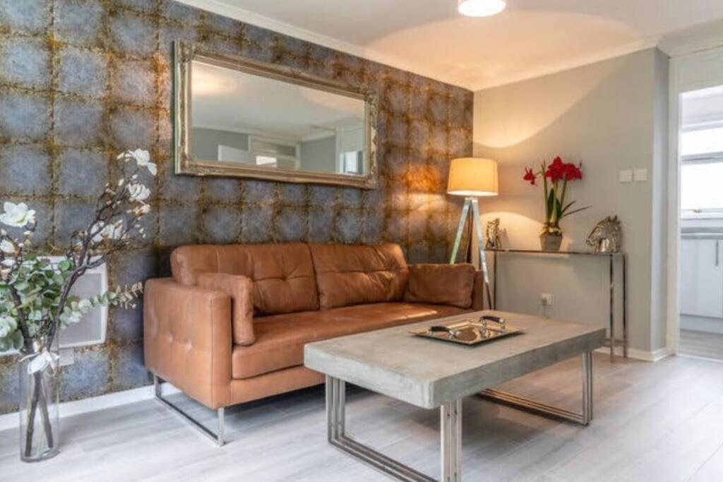 Cosy 1 Bed With Parking In City Centre Apartment Glasgow Bagian luar foto